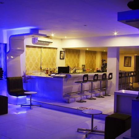 Hotel The Presidency Bhubaneswar Zewnętrze zdjęcie