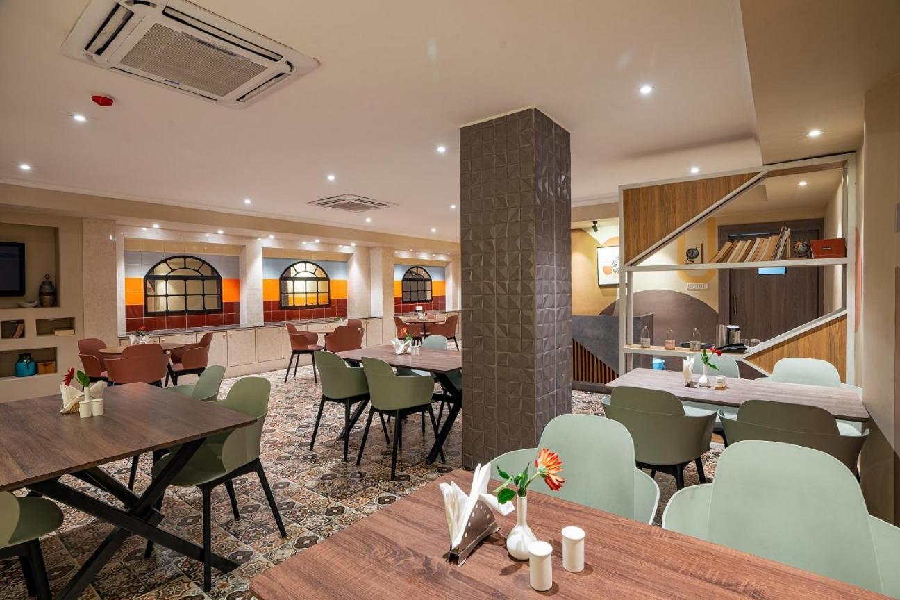 Hotel The Presidency Bhubaneswar Zewnętrze zdjęcie