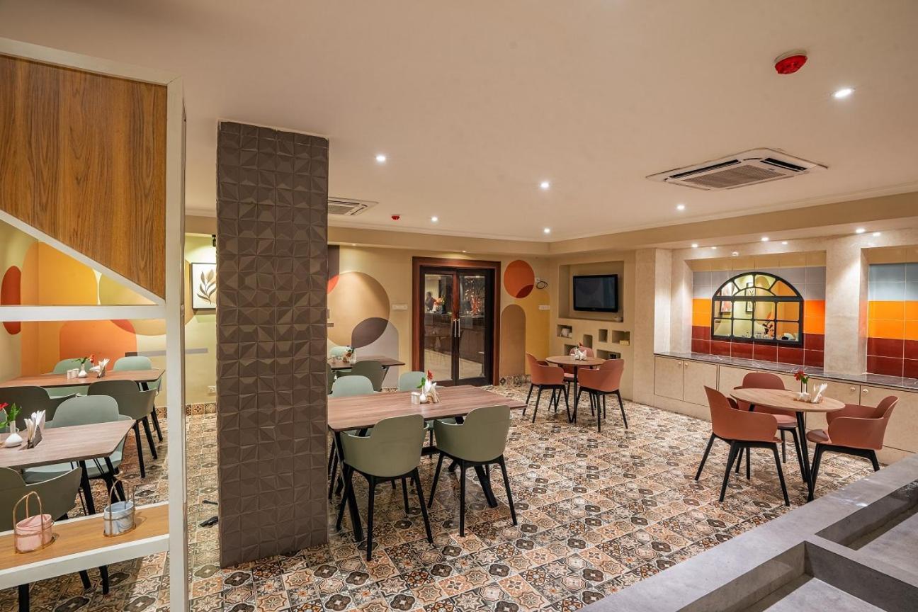 Hotel The Presidency Bhubaneswar Zewnętrze zdjęcie