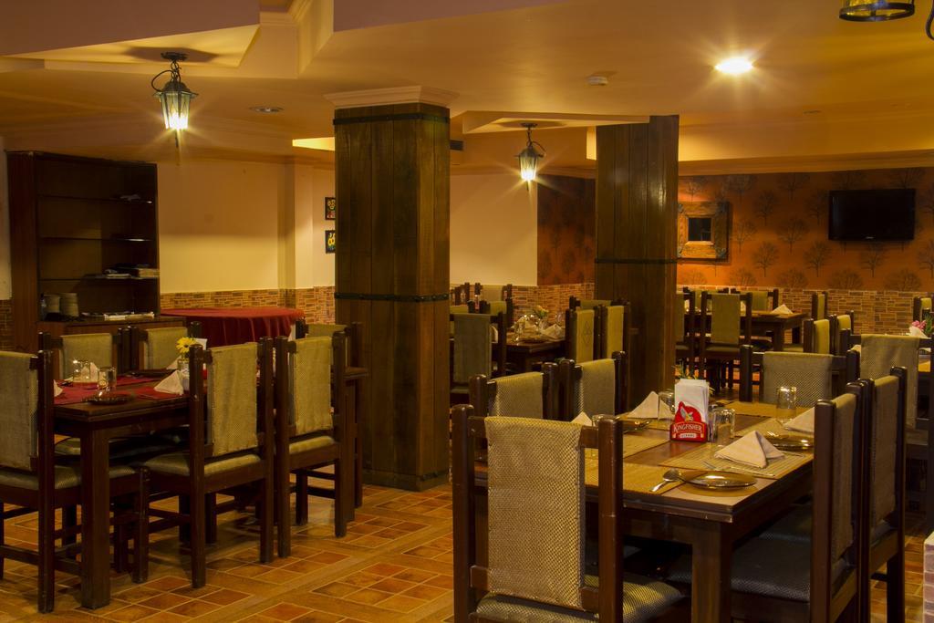 Hotel The Presidency Bhubaneswar Zewnętrze zdjęcie