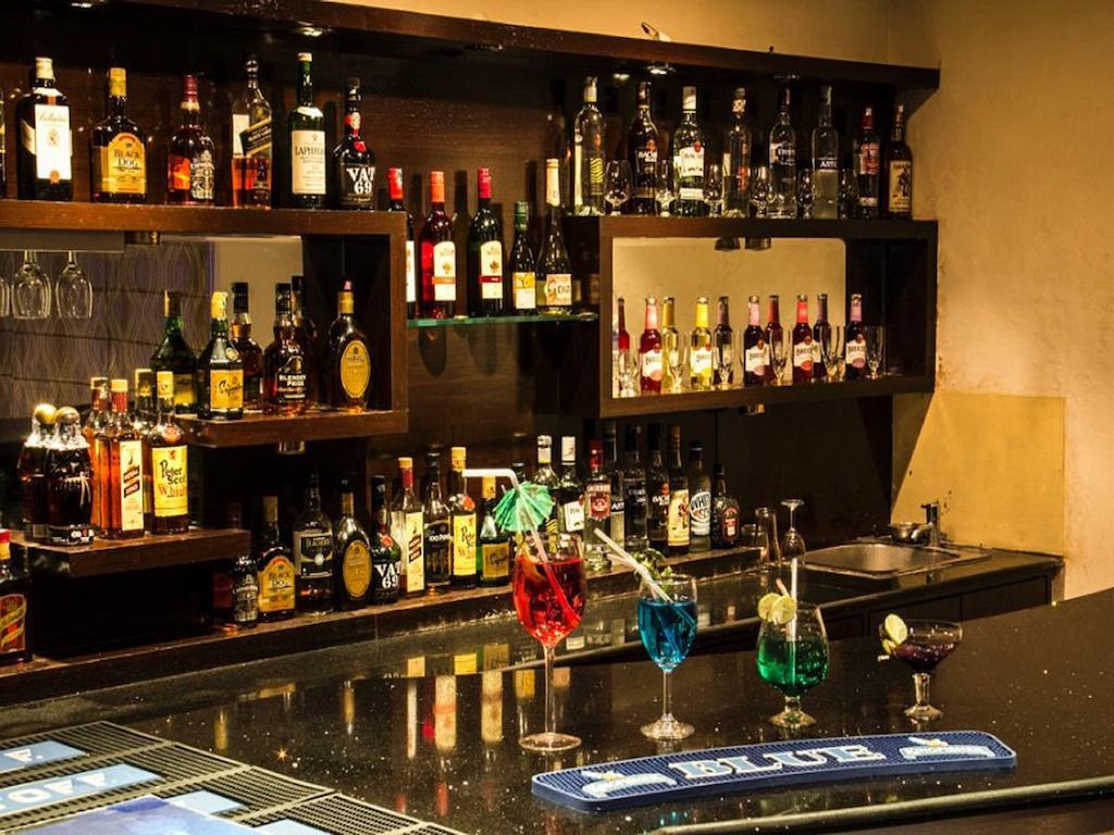 Hotel The Presidency Bhubaneswar Zewnętrze zdjęcie